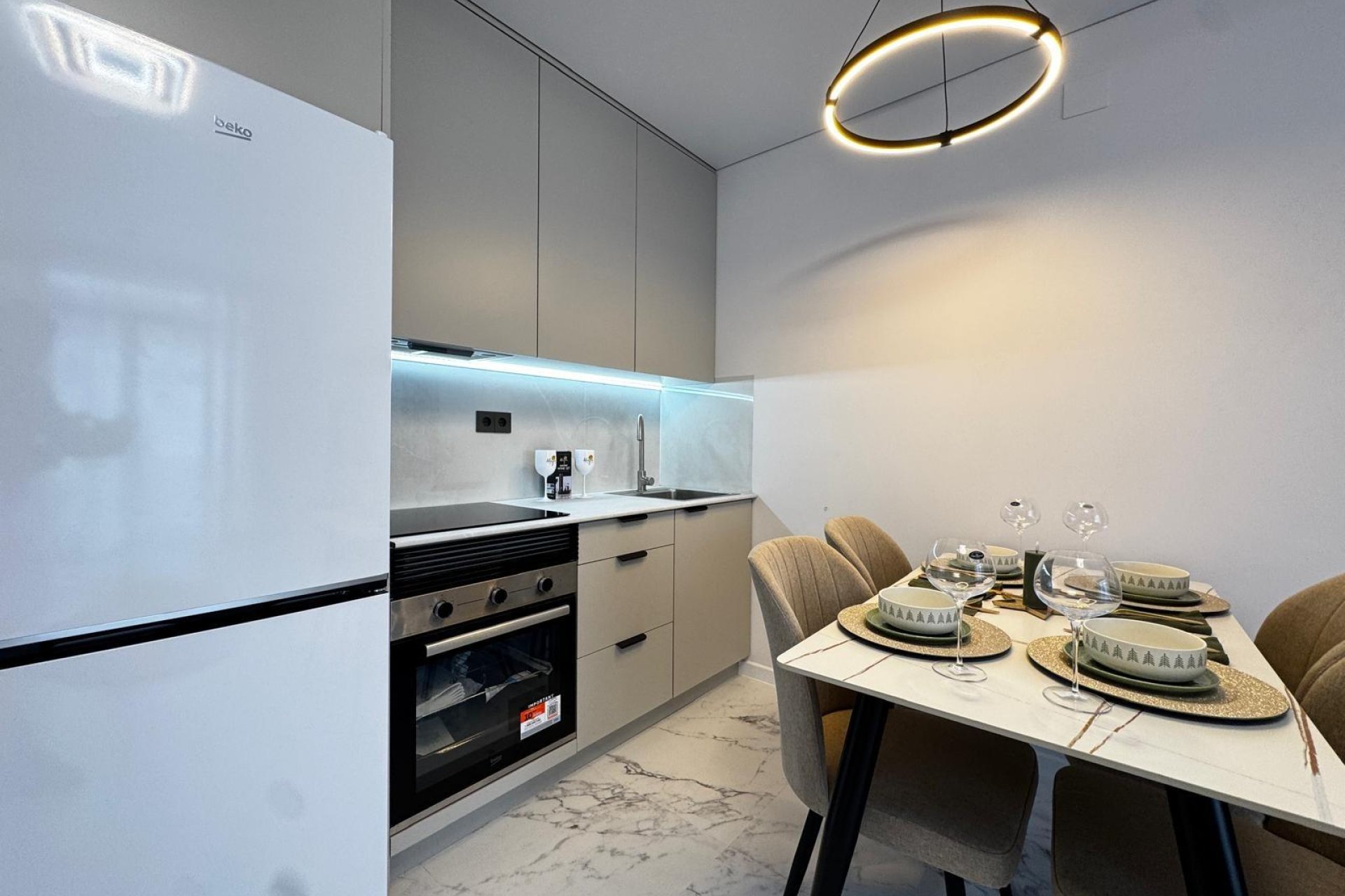 Rynek wtórny - Bungalow - Torrevieja - La Siesta - El Salado - Torreta