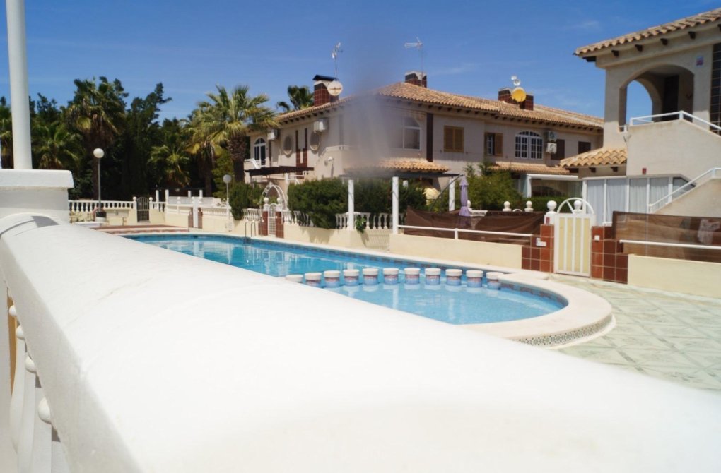 Rynek wtórny - Bungalow - Torrevieja - Los altos