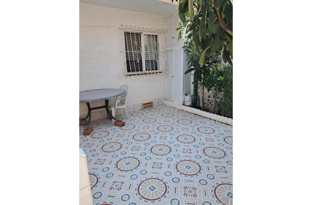 Rynek wtórny - Bungalow - Torrevieja - Playa de los Naufragos