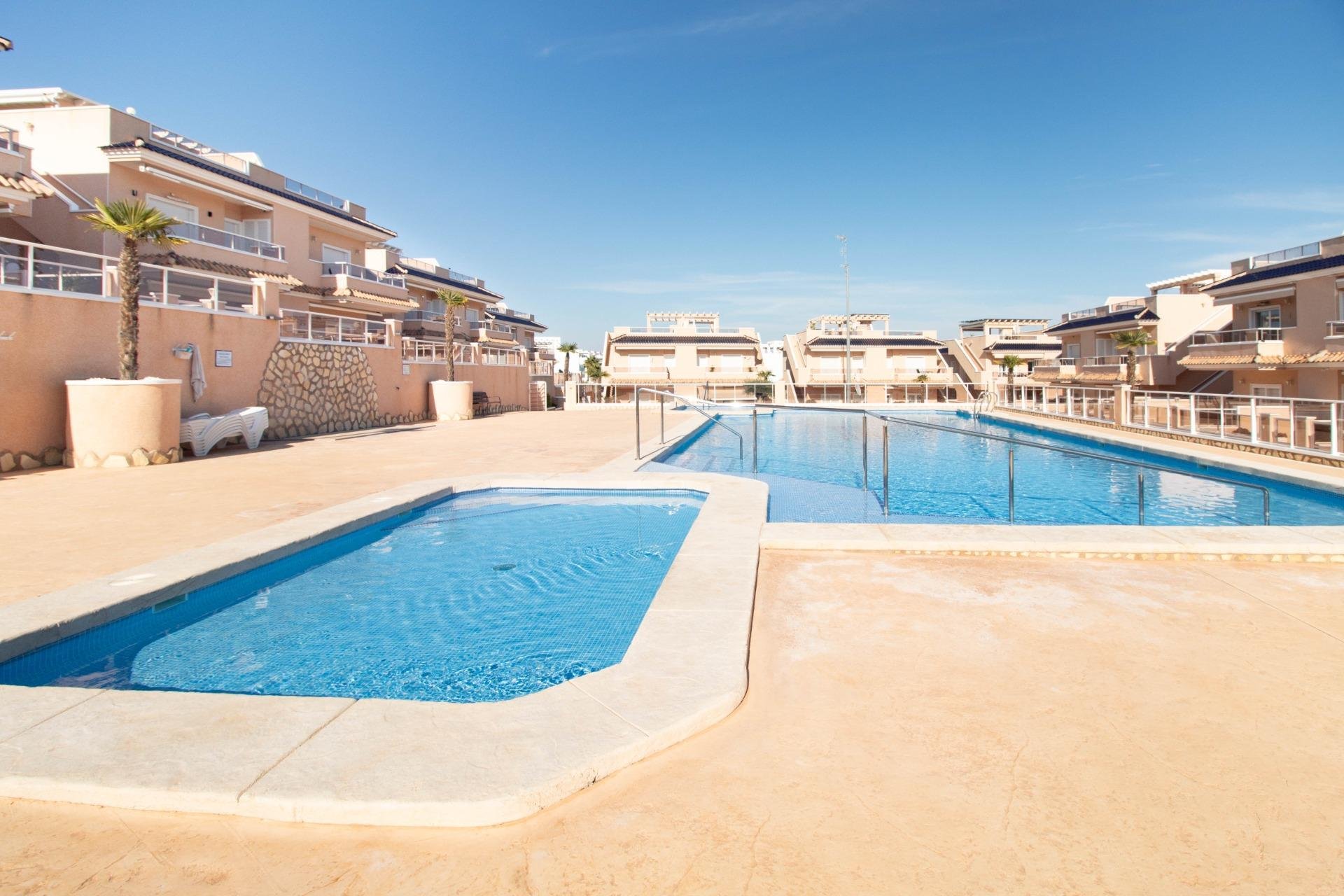 Rynek wtórny - Bungalow - Torrevieja - Punta prima