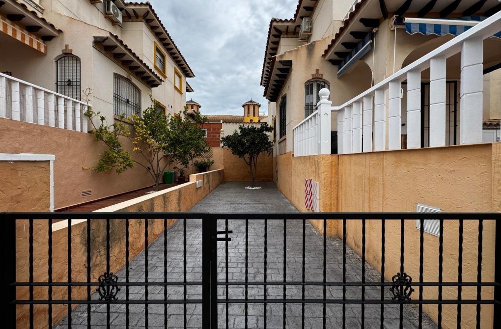 Rynek wtórny - Dom szeregowy - Orihuela Costa - Lomas de Cabo Roig-Los Dolses