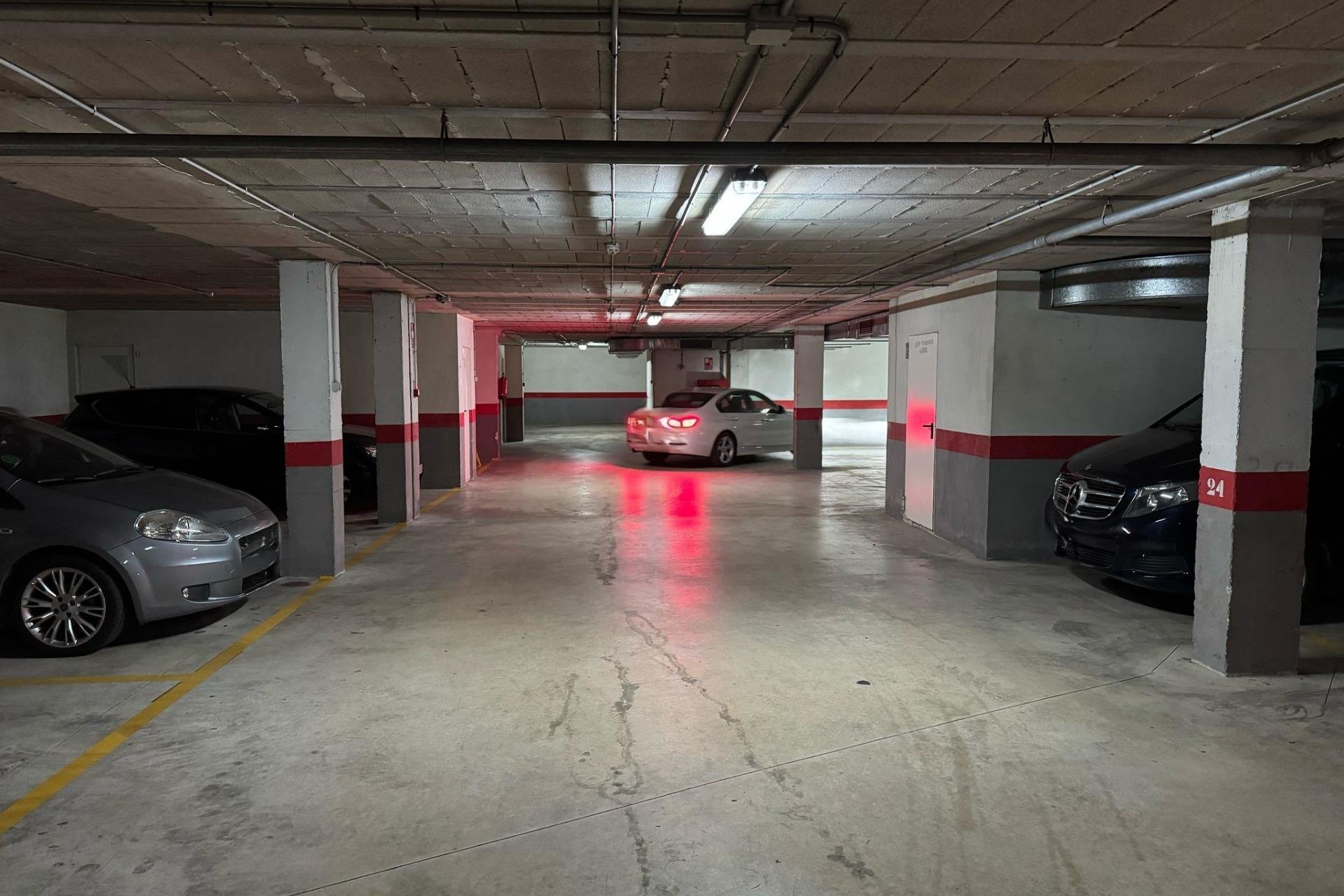 Rynek wtórny - Garaż - Torrevieja - Centro