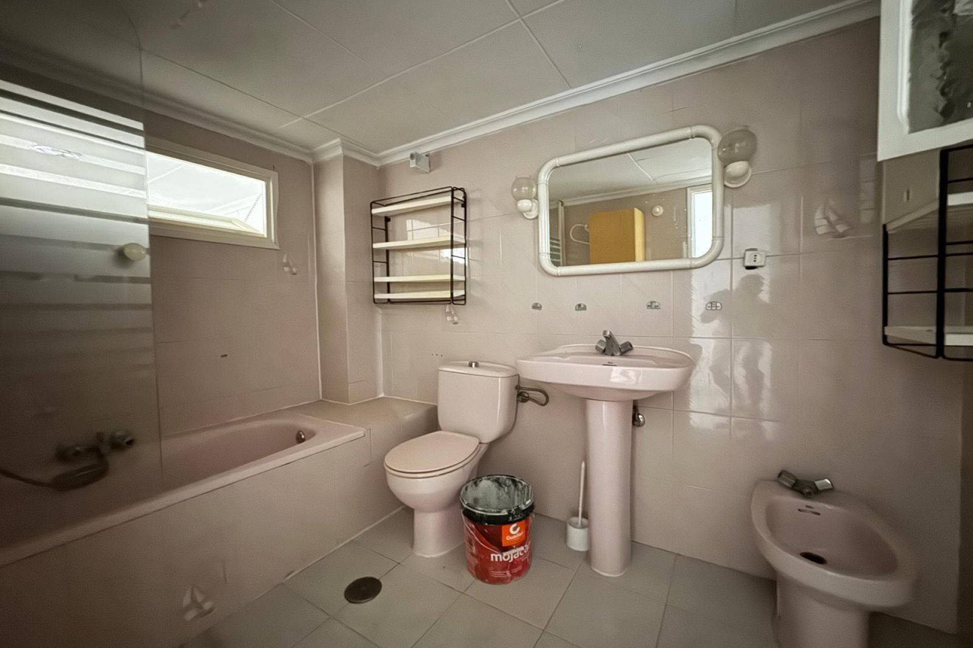 Rynek wtórny - Jednostka przemysłowa - Torrevieja - Centro