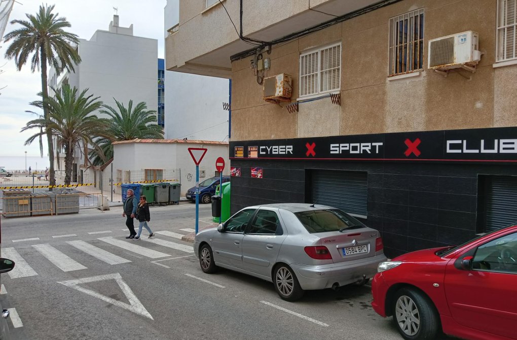 Rynek wtórny - Lokal usługowy - Torrevieja - Playa de los locos