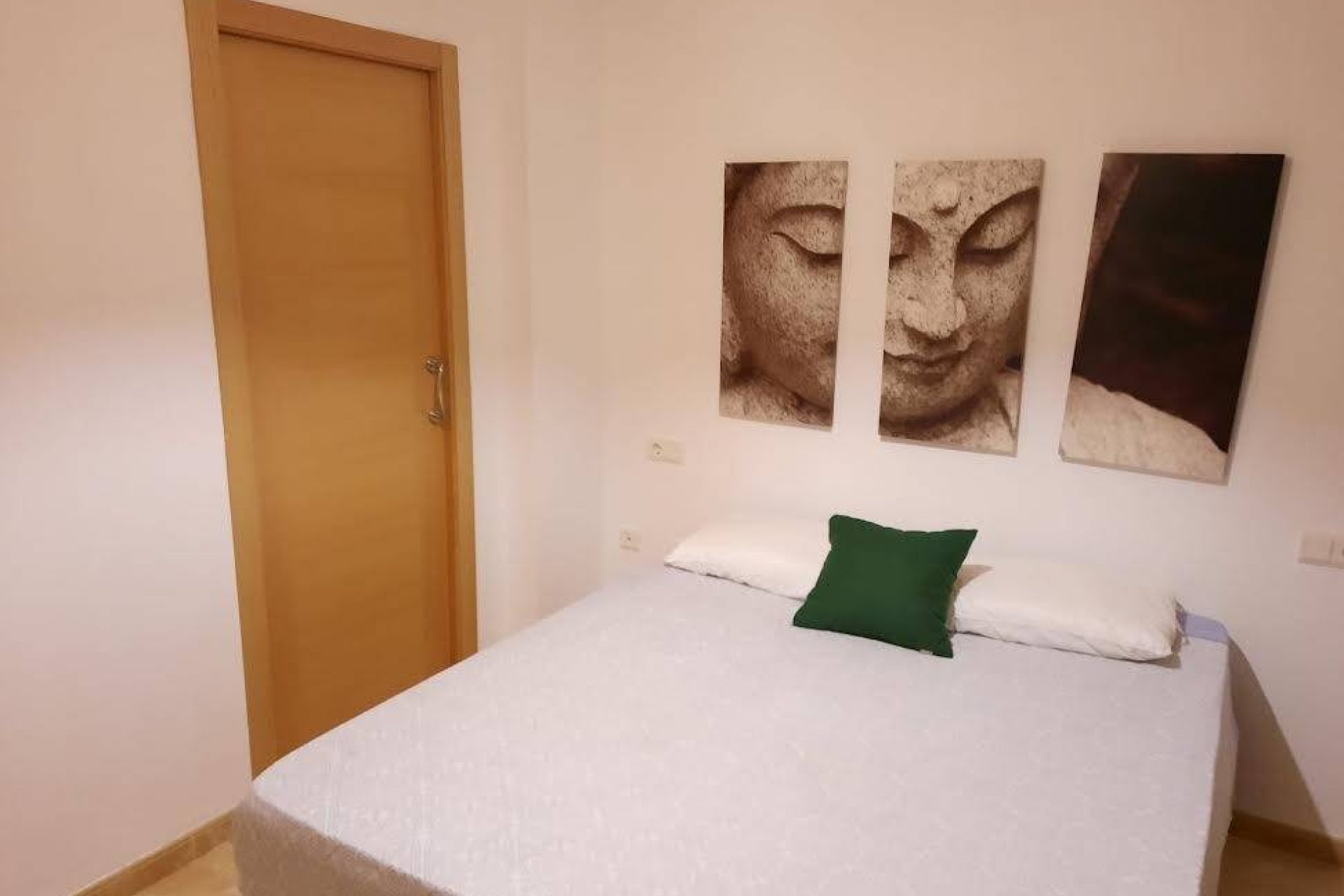 Rynek wtórny - Parter - Almoradi - Colegio canales y martinez