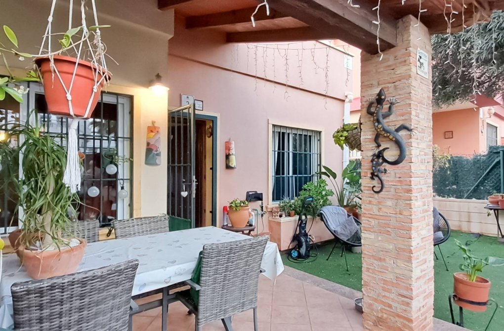 Rynek wtórny - Pół - Torrevieja - Parque Acuático - Sector 25