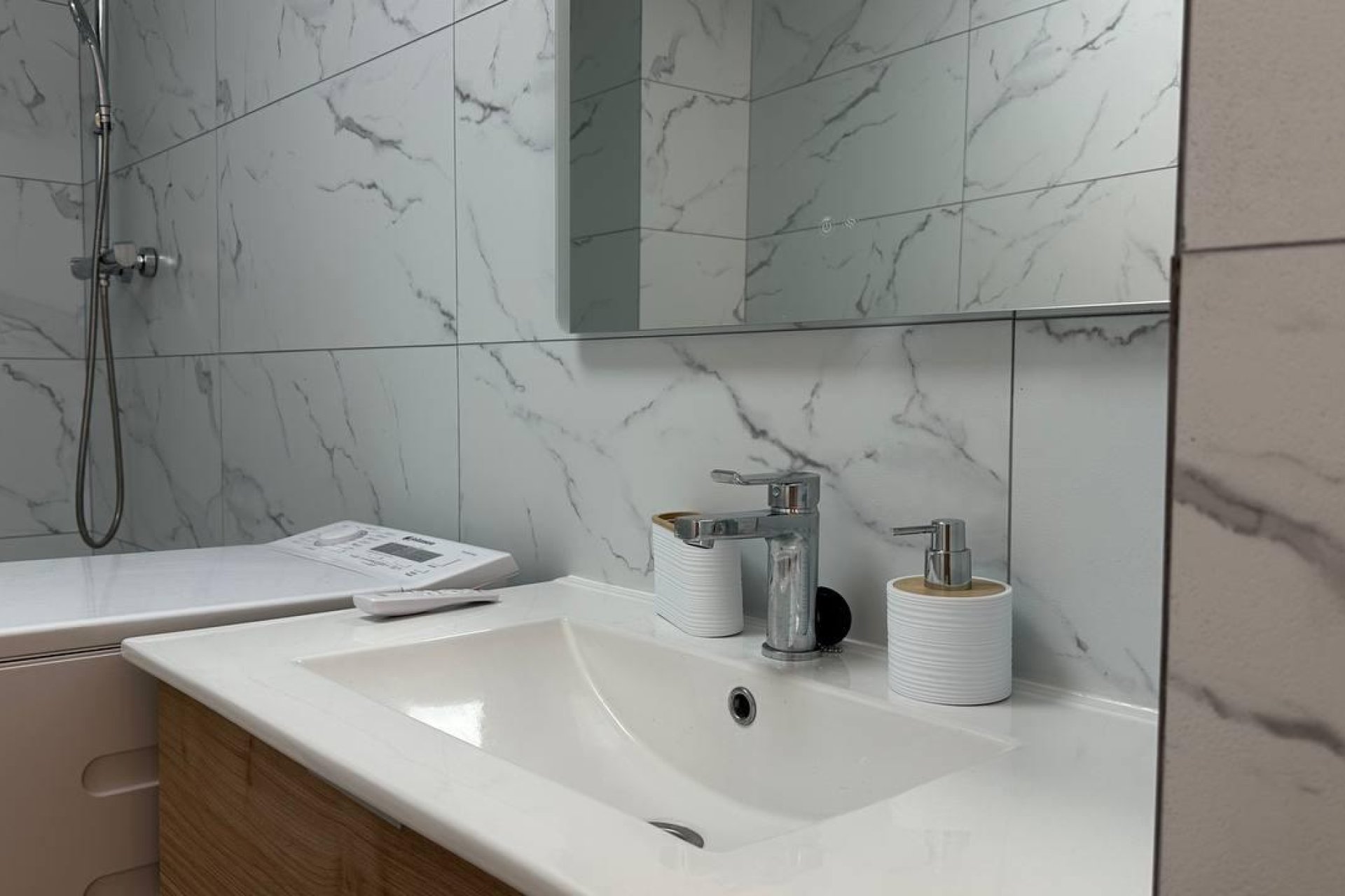 Rynek wtórny - Strych - Torrevieja - Estacion de autobuses