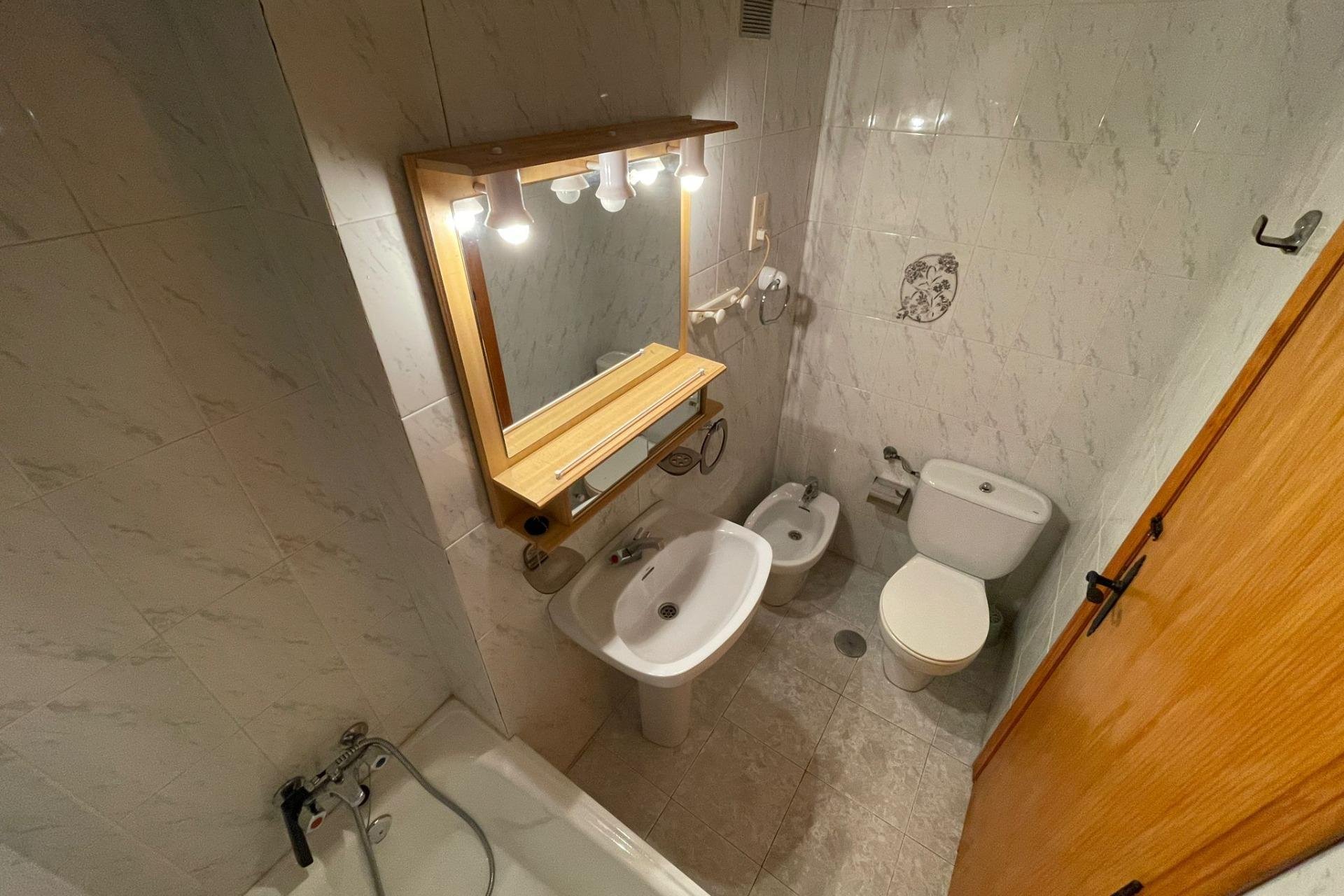 Rynek wtórny - Studio - Torrevieja - Estacion de autobuses