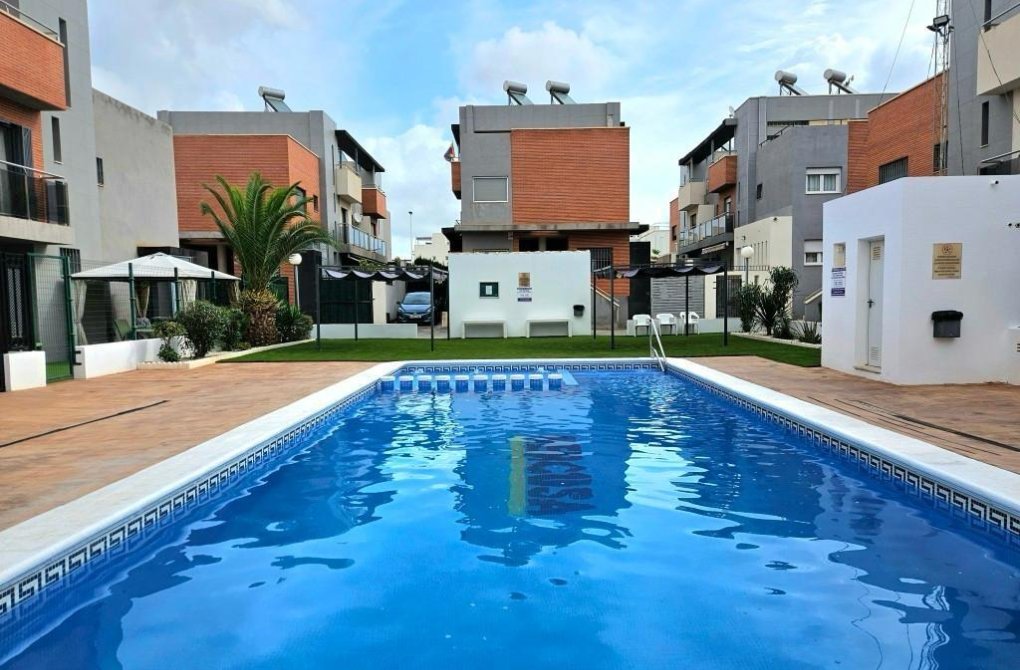 Rynek wtórny - Szalet - Torrevieja - Aguas Nuevas