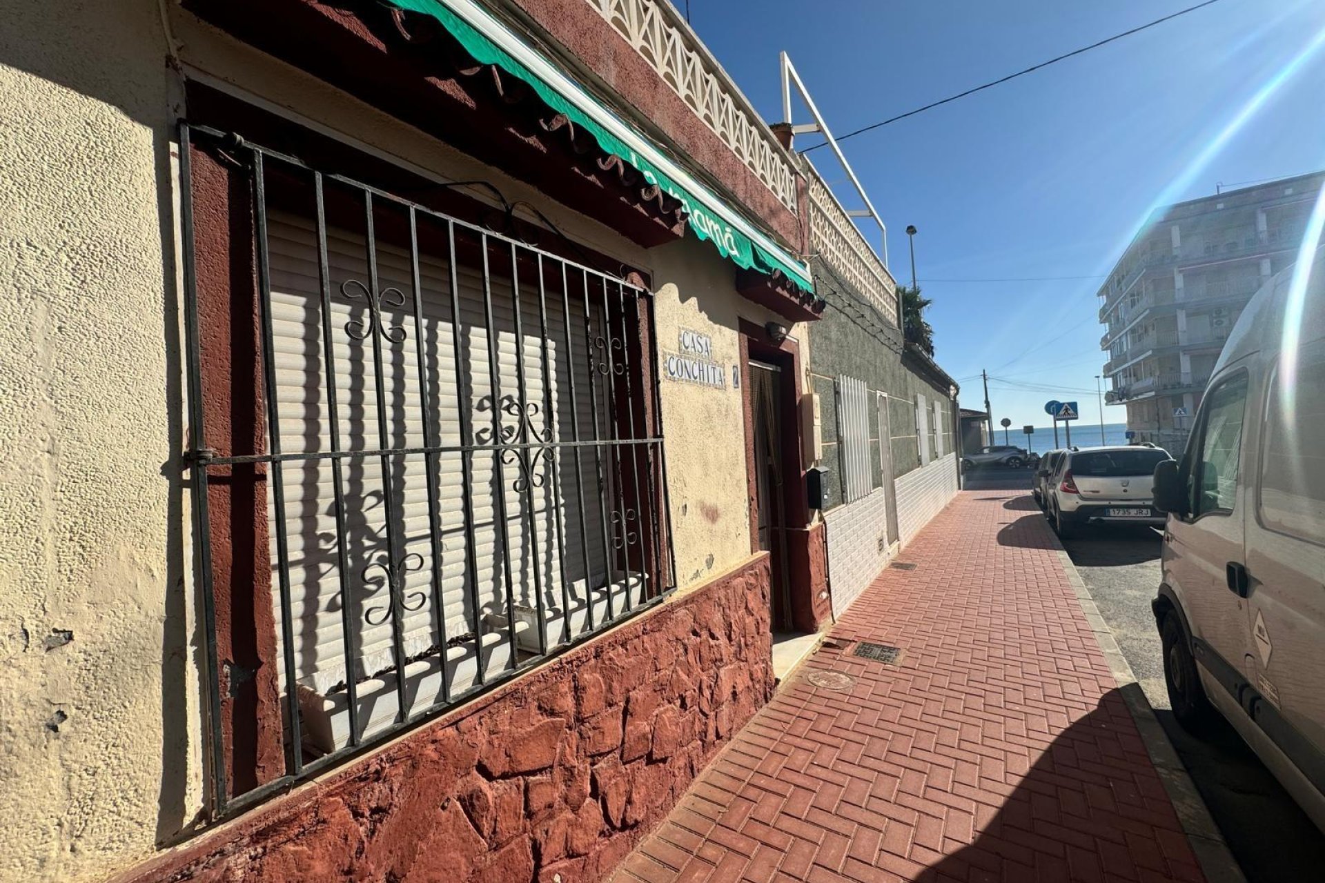 Rynek wtórny - Szeregowiec - Torrevieja - Playa de los Naufragos