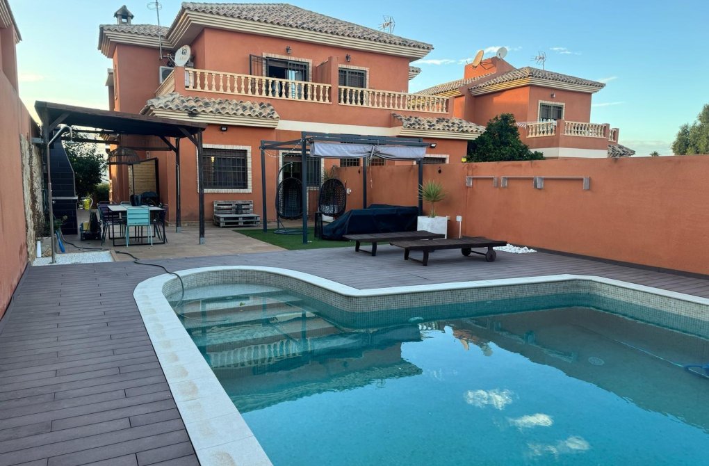 Rynek wtórny - Villa - Torrevieja - Los balcones