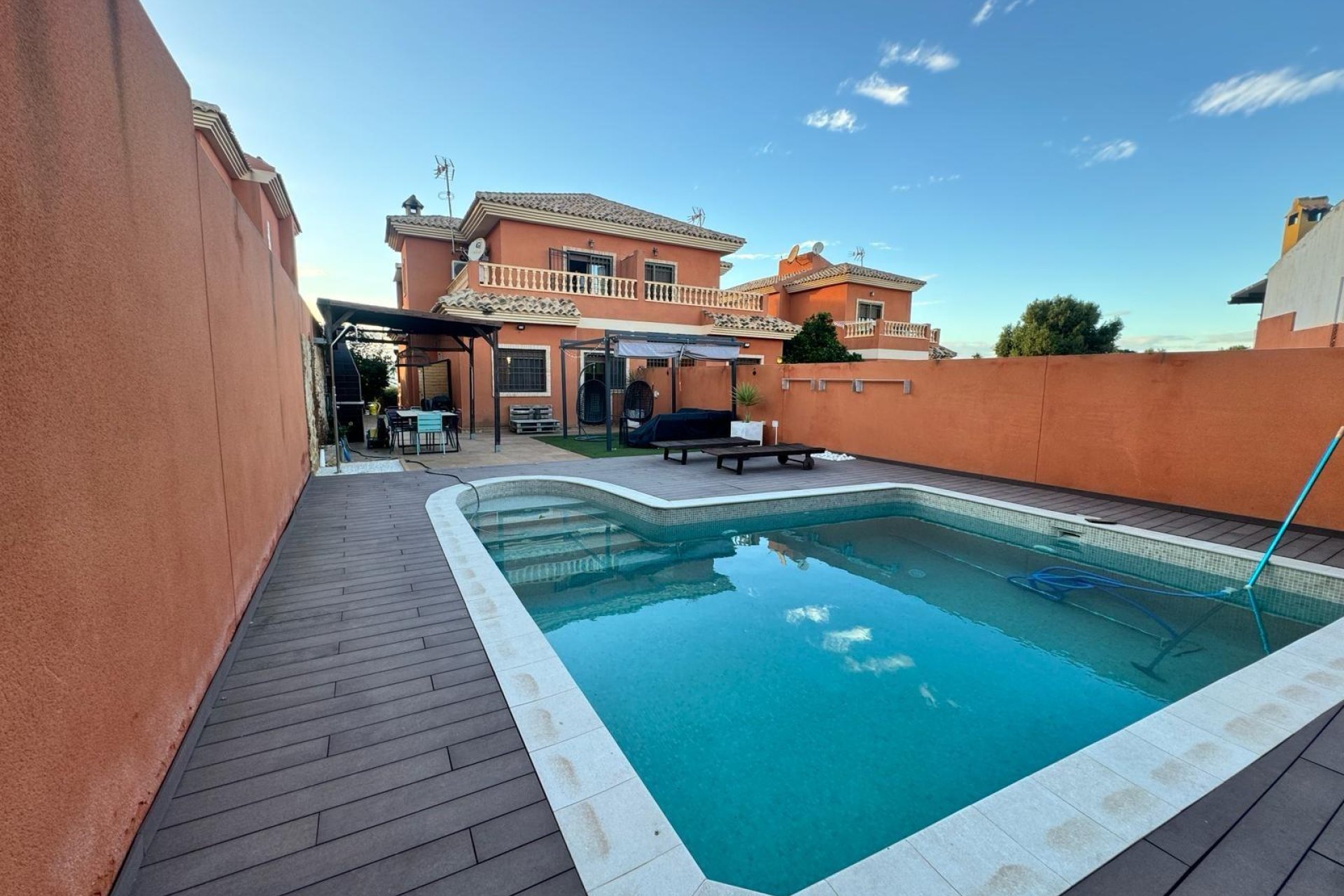 Rynek wtórny - Villa - Torrevieja - Los balcones