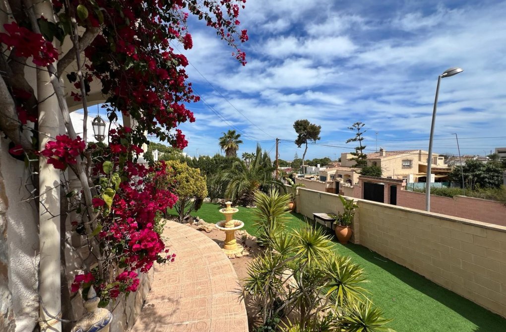 Rynek wtórny - Villa - Torrevieja - Los balcones