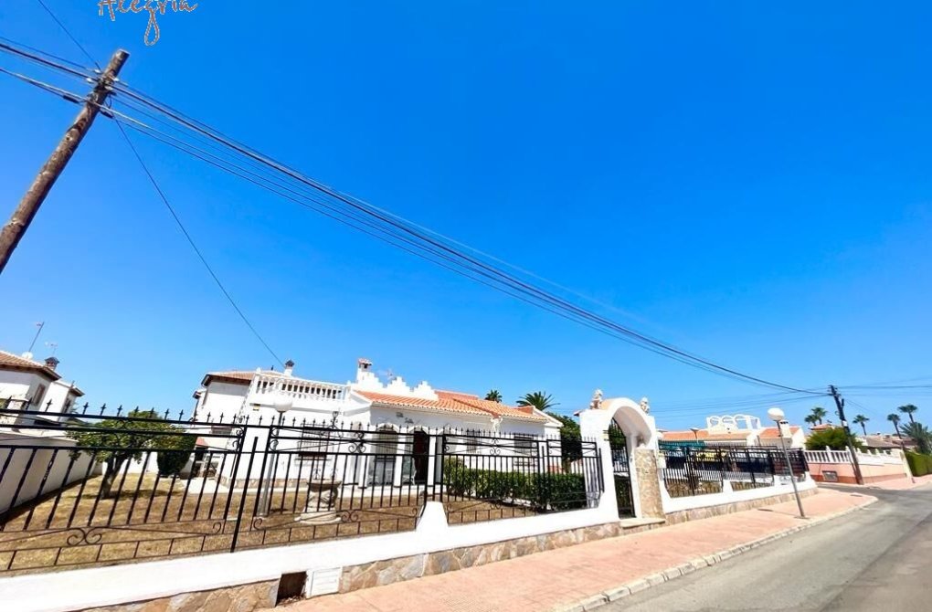 Rynek wtórny - Villa - Torrevieja - Torreta florida