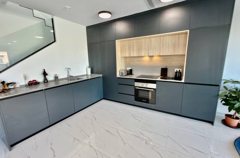 Rynek wtórny - Willa - Los Montesinos - La Herrada