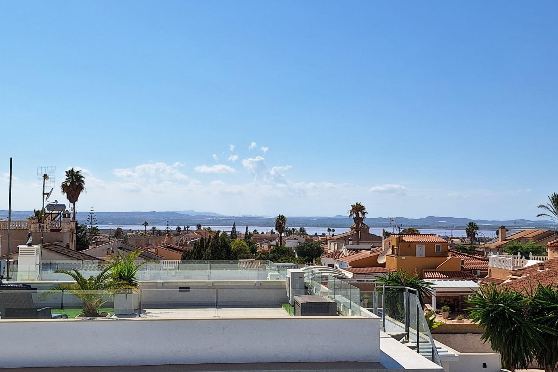 Rynek wtórny - Willa - Torrevieja - La siesta