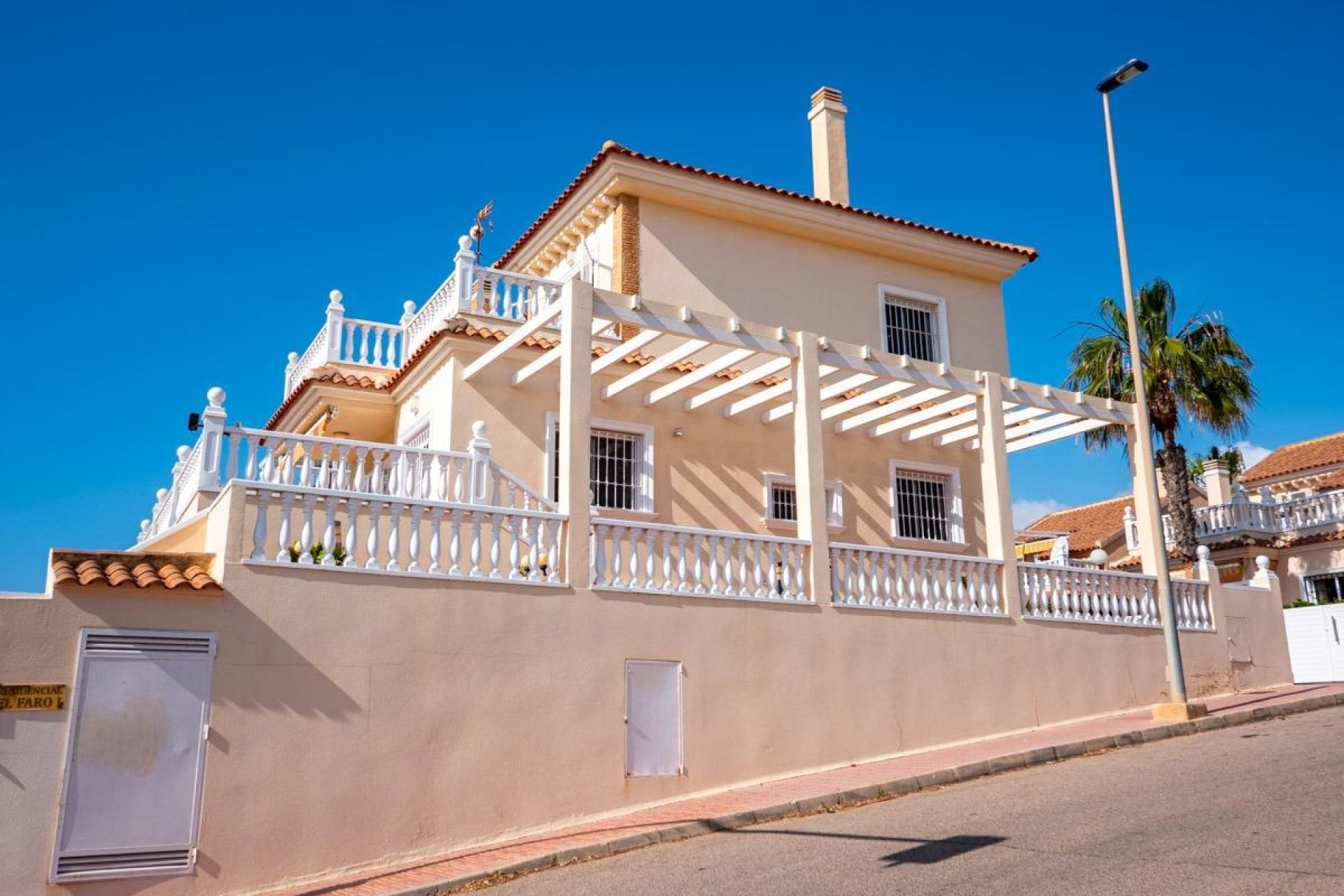 Rynek wtórny - Willa - Torrevieja - Sector 25