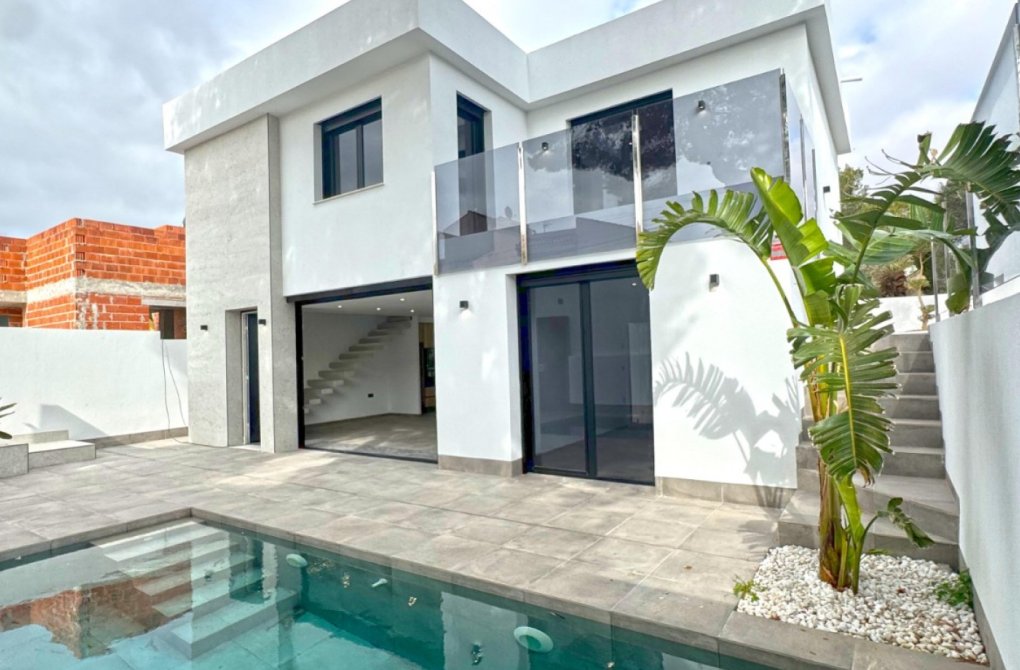 Rynek wtórny - Wolnostojąca willa - Torrevieja - Los Balcones - Los Altos del Edén