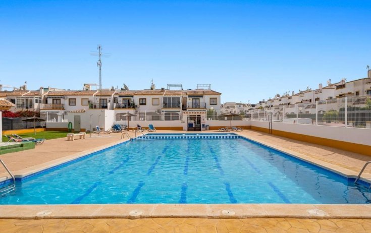 Terraced house - Resale - Torrevieja - Doña ines