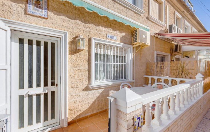 Terraced house - Resale - Torrevieja - La Mata