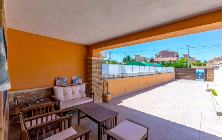 Terraced house - Resale - Torrevieja - Los altos