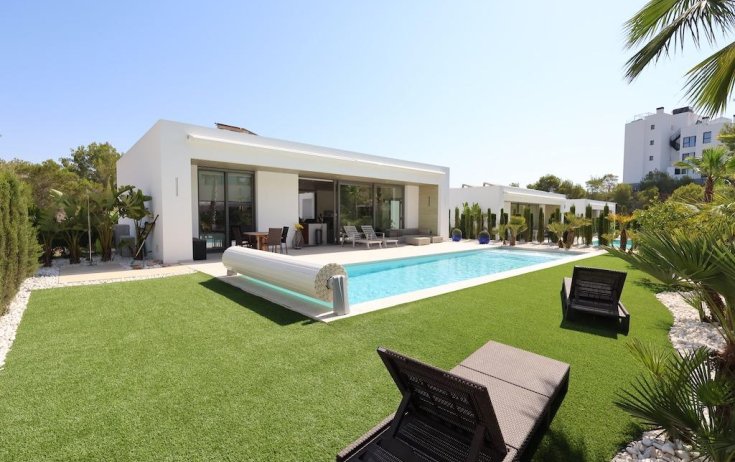 Villa de Lujo - Resale - San Miguel de Salinas - Las Colinas Golf