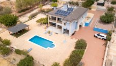 Villa - Resale - Alicante - CBE-29683