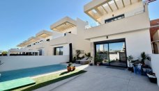 Villa - Resale - Los Montesinos - SLP-81074