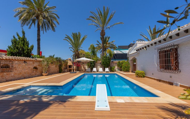 Villa - Resale - Orihuela - Orihuela Costa