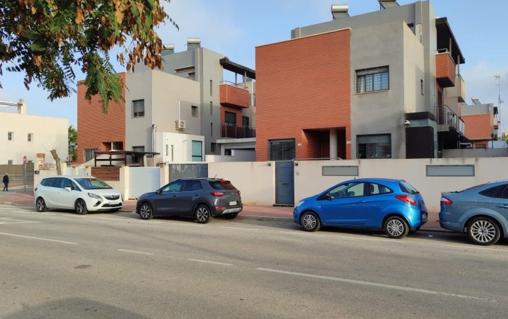 Villa - Resale - Torrevieja - Aguas Nuevas