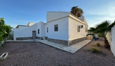 Villa - Resale - Torrevieja - GIC-92383