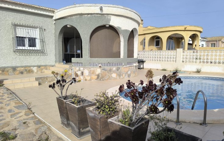 Villa - Resale - Torrevieja - La Siesta - El Salado - Torreta