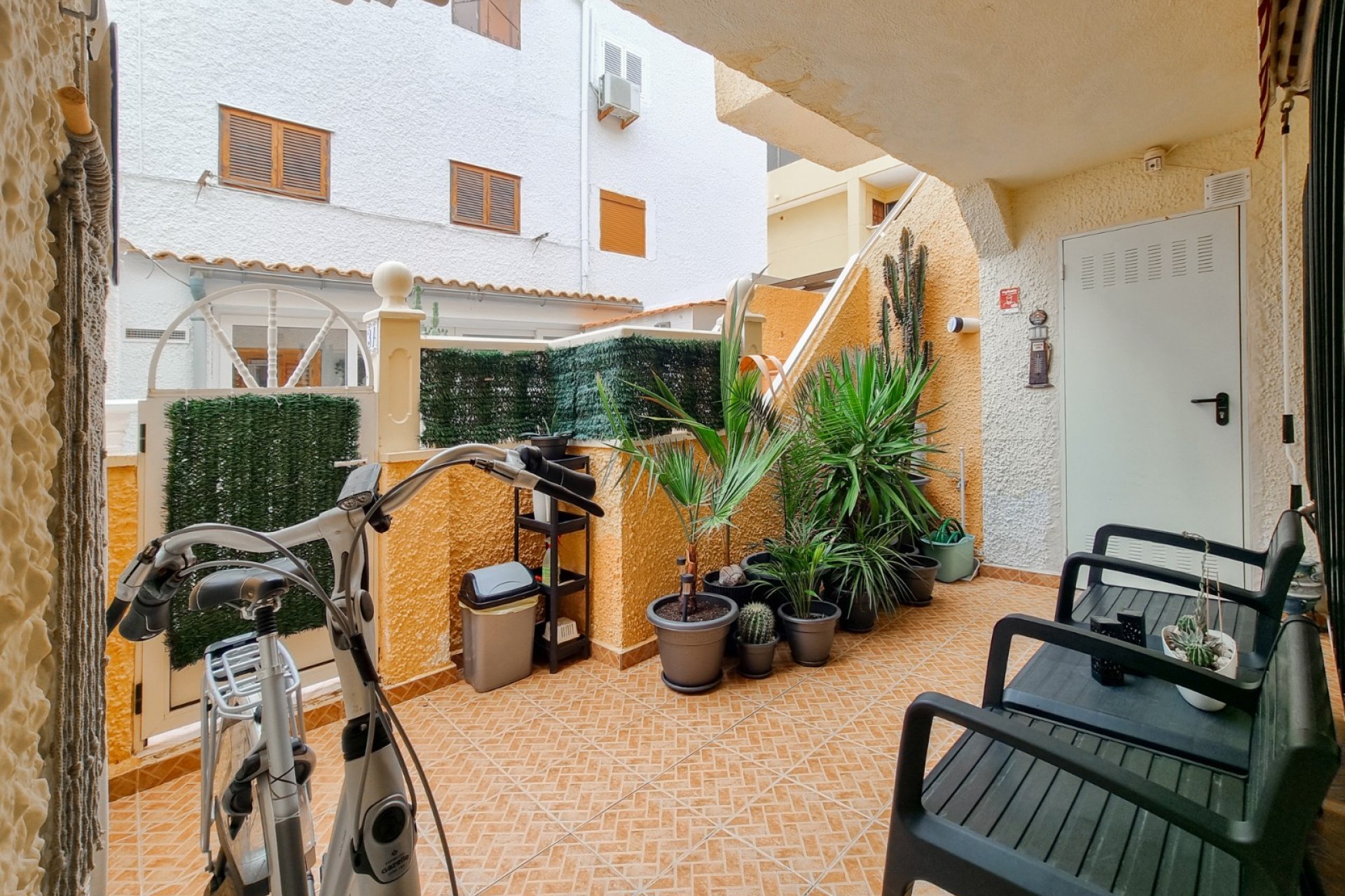 Вторичное жилье - Апартаменты - Torrevieja - Playa de la mata