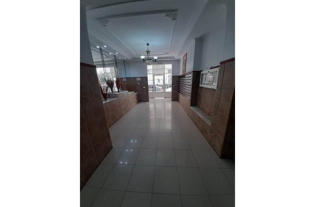 Вторичное жилье - Апартаменты - Torrevieja - torrevieja