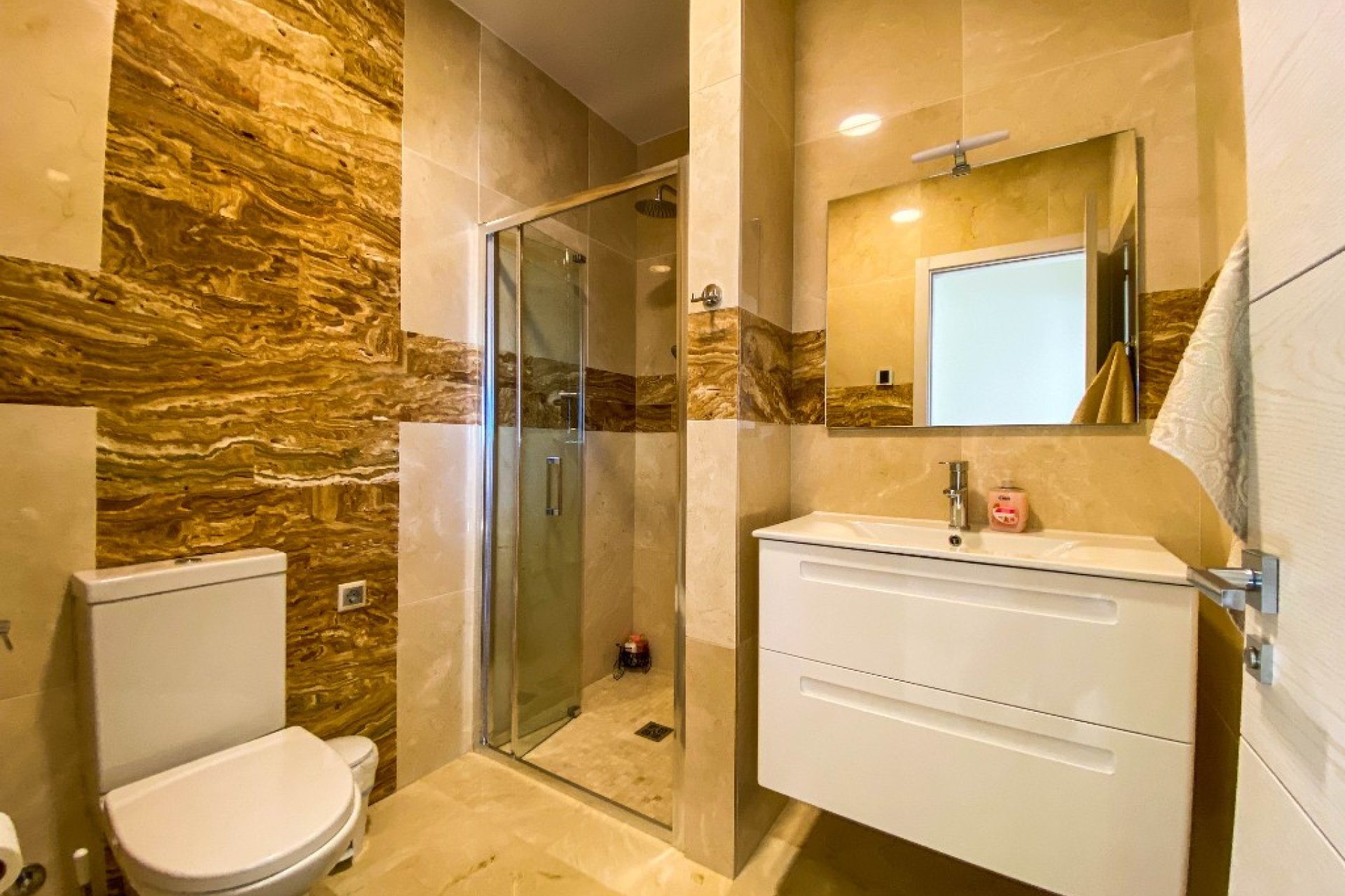 Вторичное жилье - Bилла - La Zenia