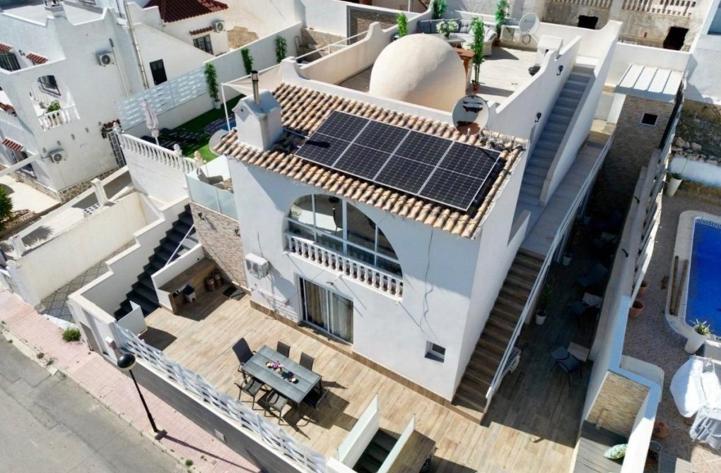 Вторичное жилье - Bилла - San Miguel de Salinas - Urbanizacion blue lagoon