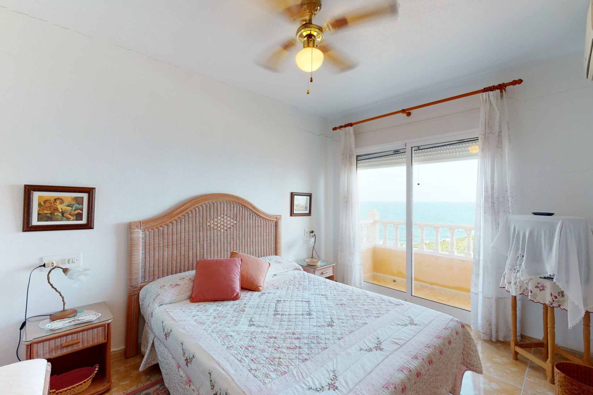 Вторичное жилье - Casa или Chalet Independiente - Orihuela Costa