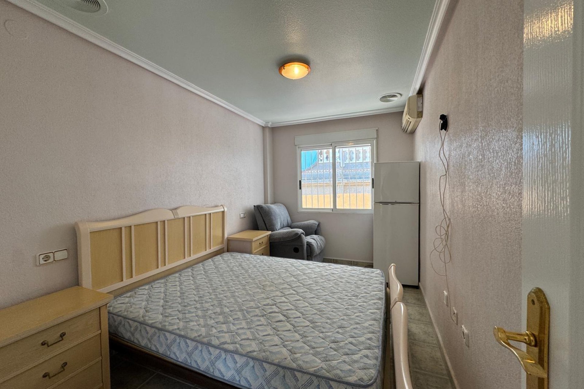 Вторичное жилье - Дом рядовой застройки - Guardamar del Segura - Urbanizaciones