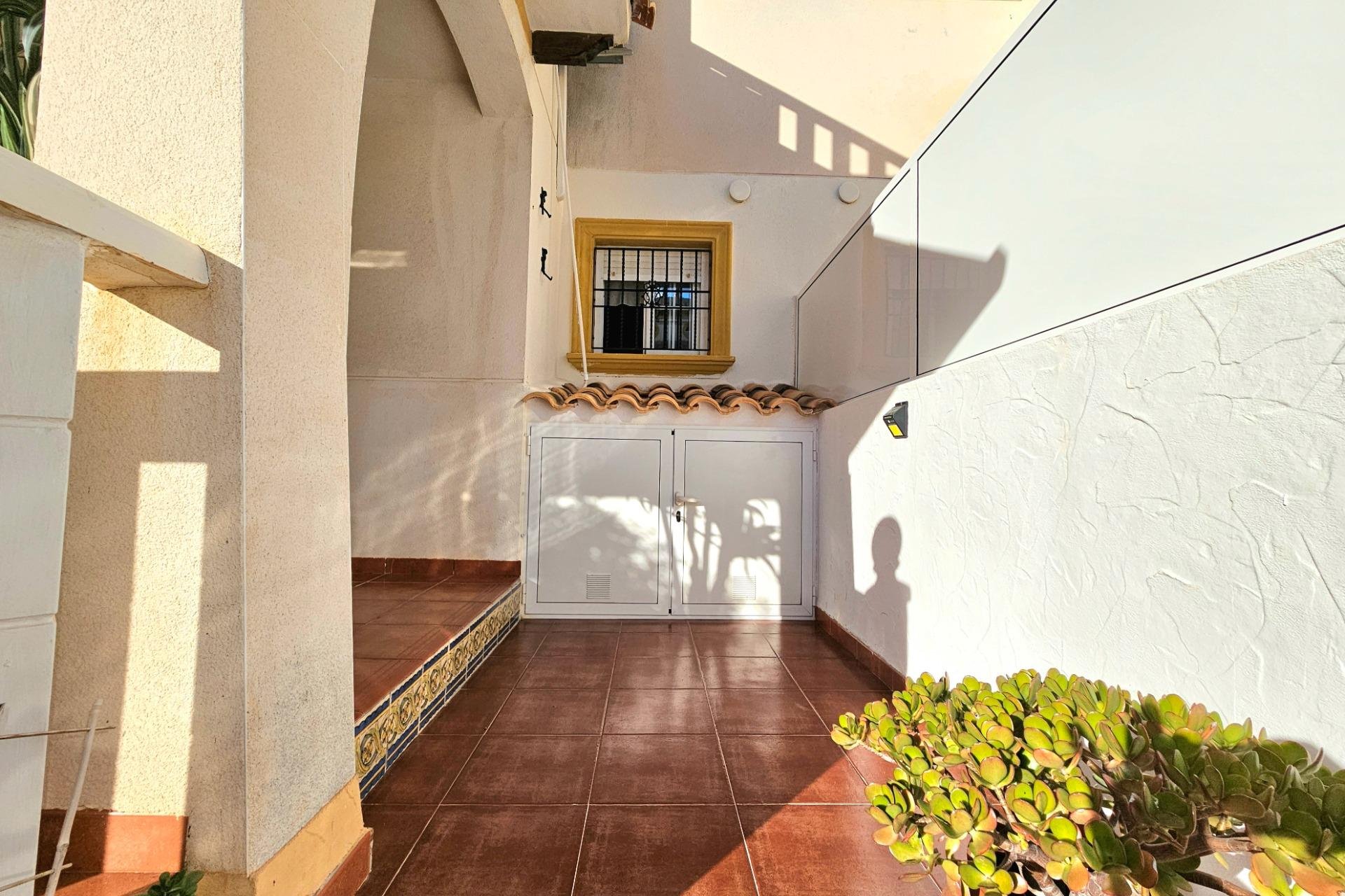 Вторичное жилье - Дом рядовой застройки - Orihuela Costa - Lomas de Cabo Roig