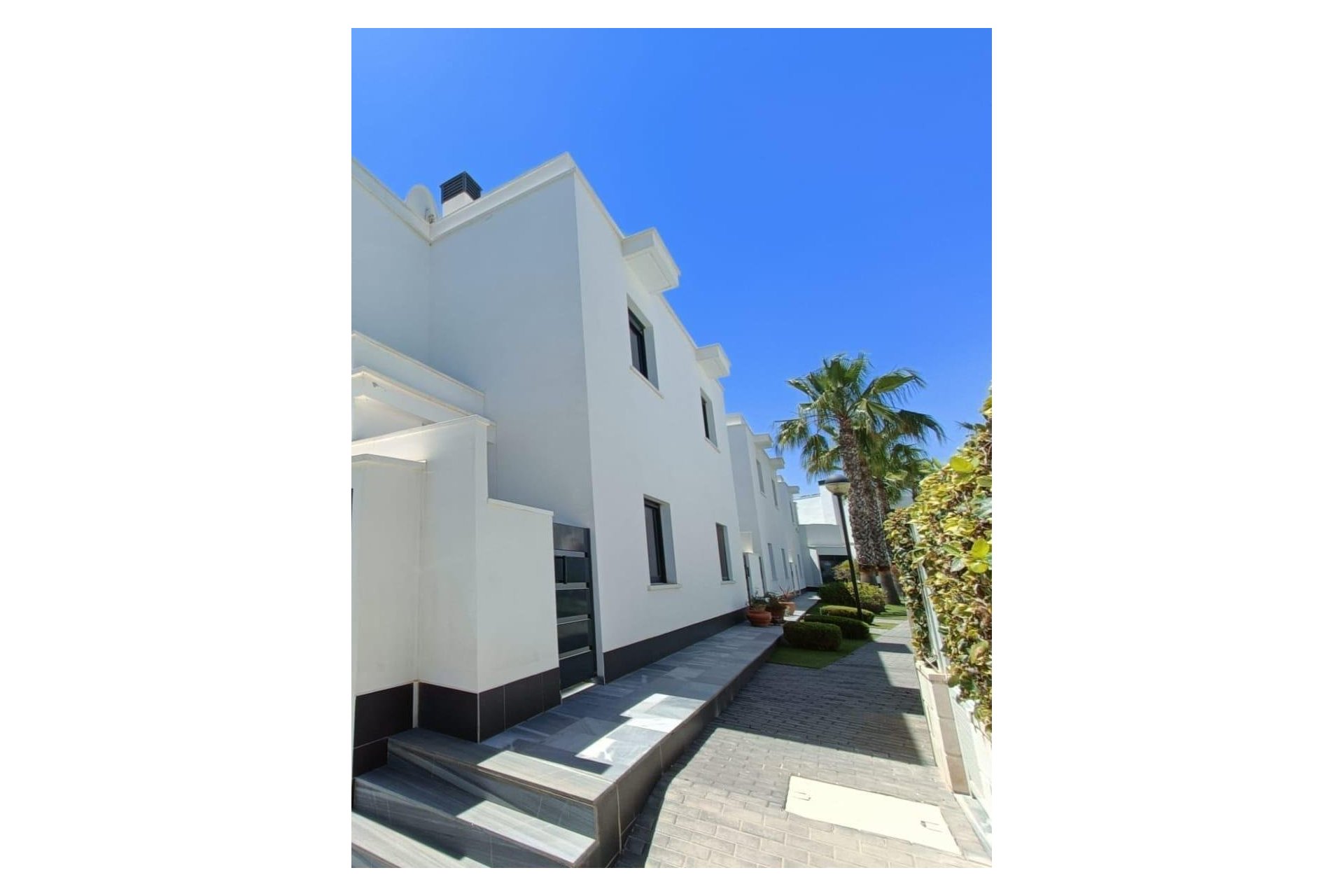 Вторичное жилье - Дом рядовой застройки - Orihuela Costa - Lomas de Cabo Roig