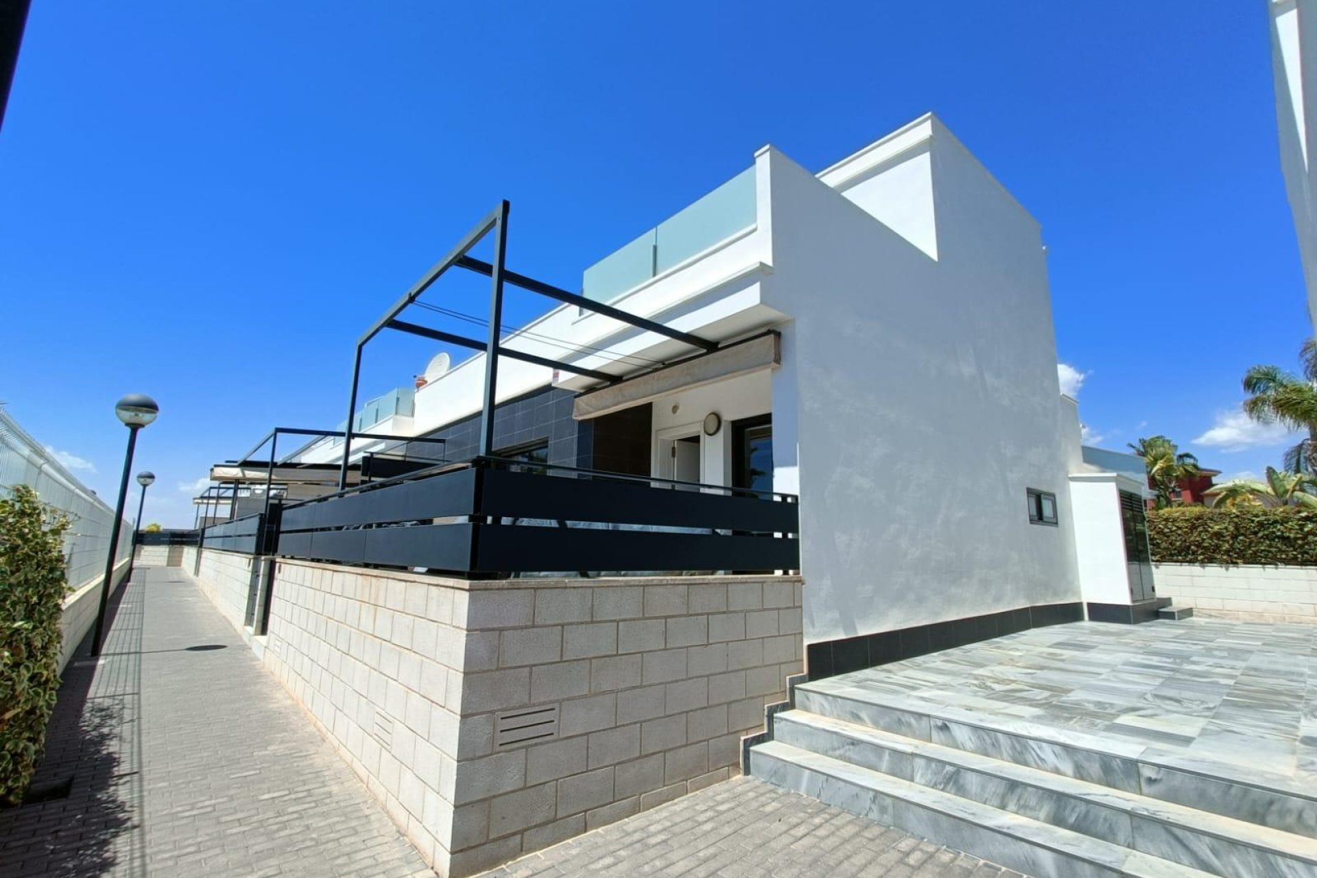 Вторичное жилье - Дом рядовой застройки - Orihuela Costa - Lomas de Cabo Roig