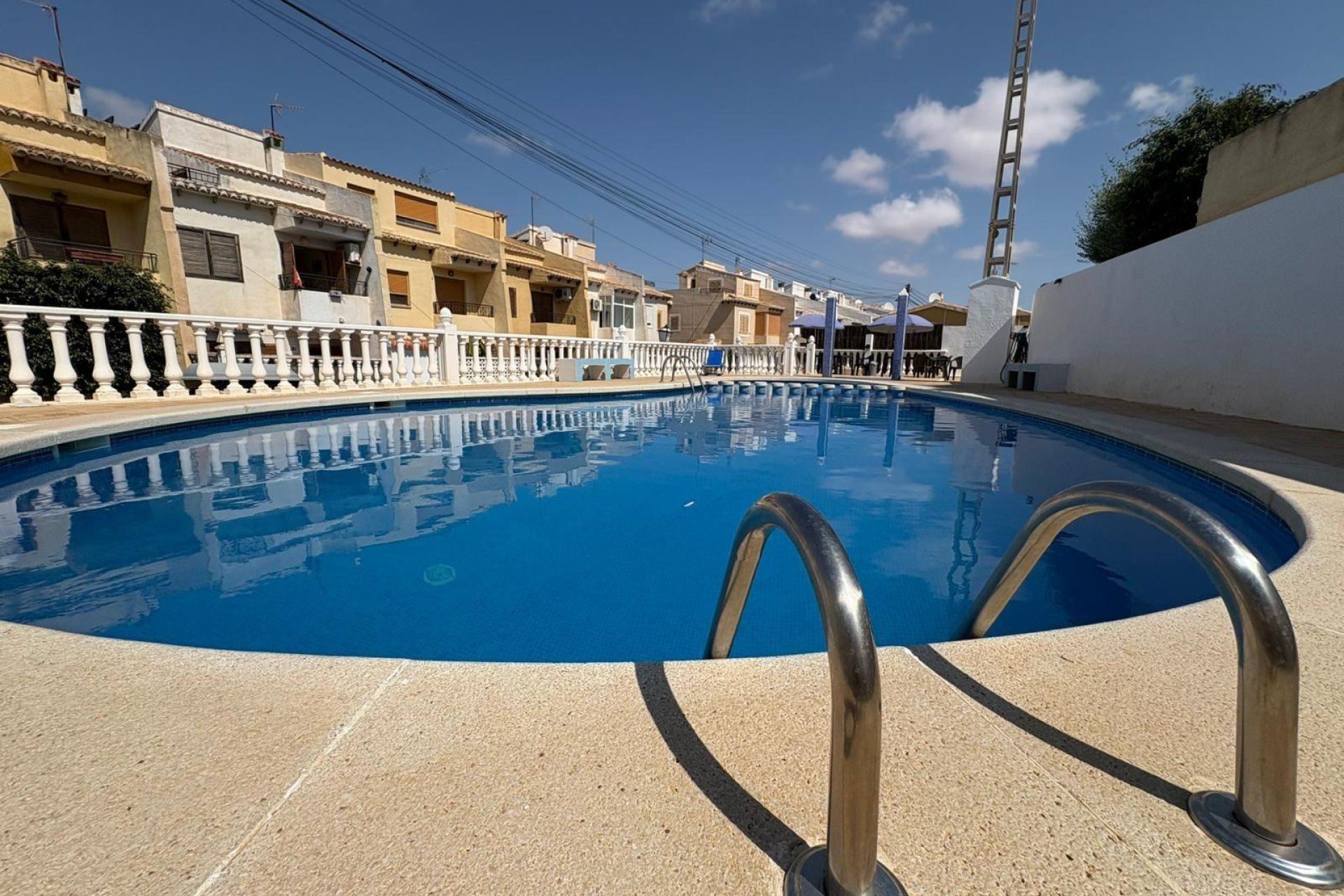 Вторичное жилье - Дом рядовой застройки - Torrevieja - Los Balcones - Los Altos del Edén