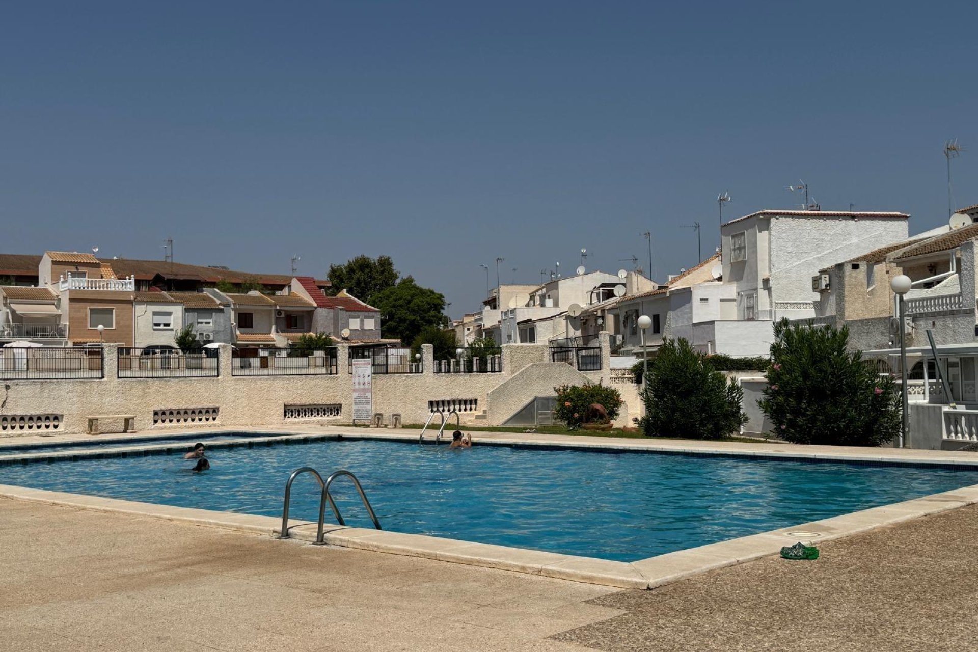 Вторичное жилье - Дом рядовой застройки - Torrevieja - Playa del cura