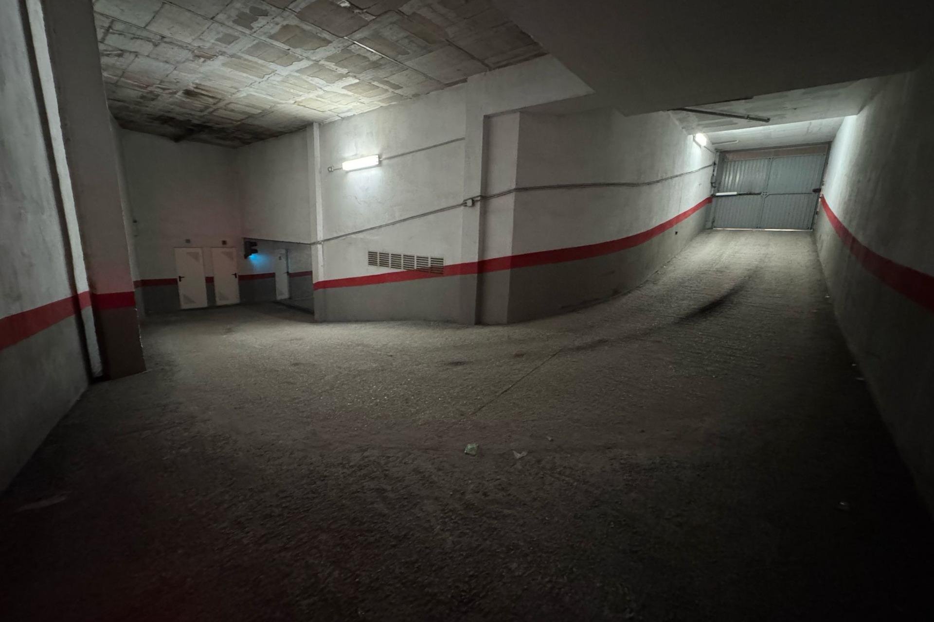 Вторичное жилье - Гараж - Torrevieja - Centro