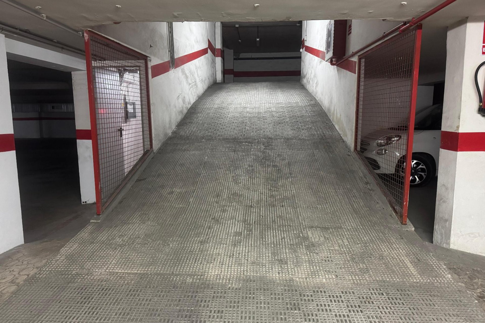 Вторичное жилье - Гараж - Torrevieja - Playa Acequion