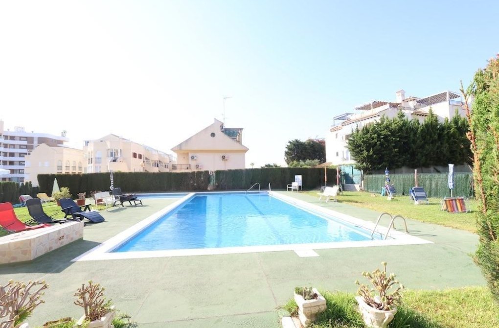 Вторичное жилье - Коммерческие помещения - Orihuela Costa - La Zenia