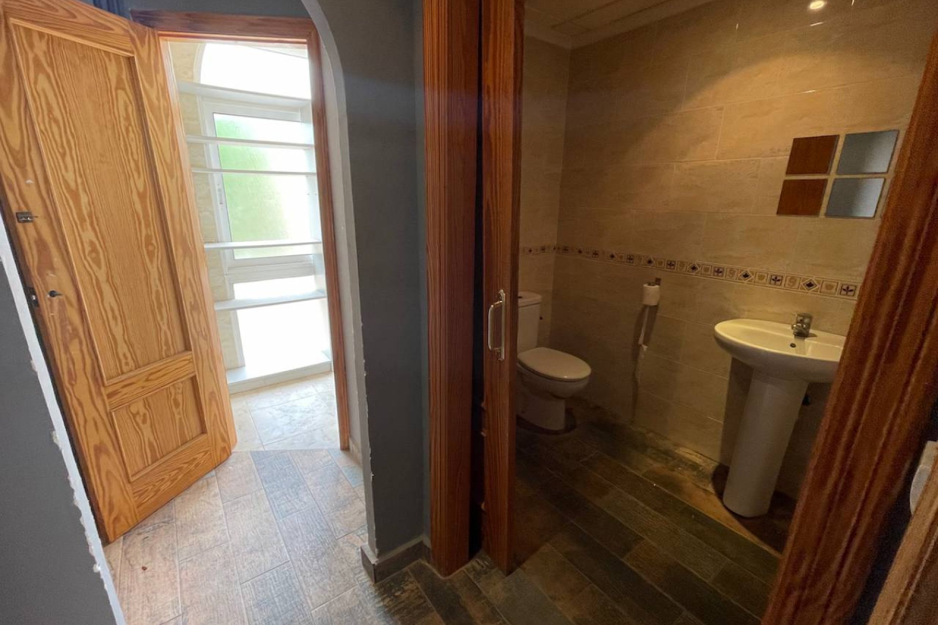 Вторичное жилье - Коммерческий - La Finca Golf