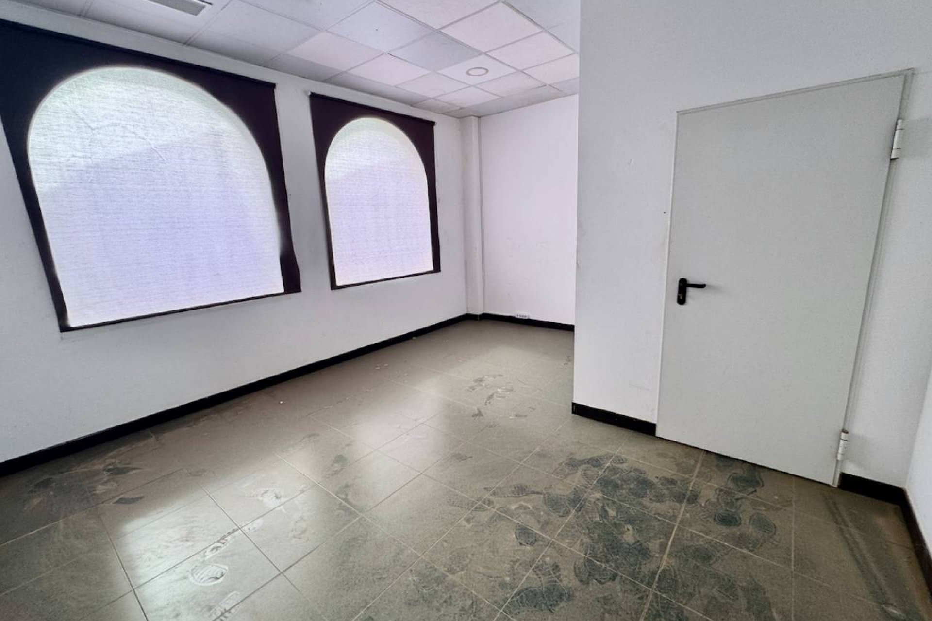 Вторичное жилье - Коммерческий - La Finca Golf