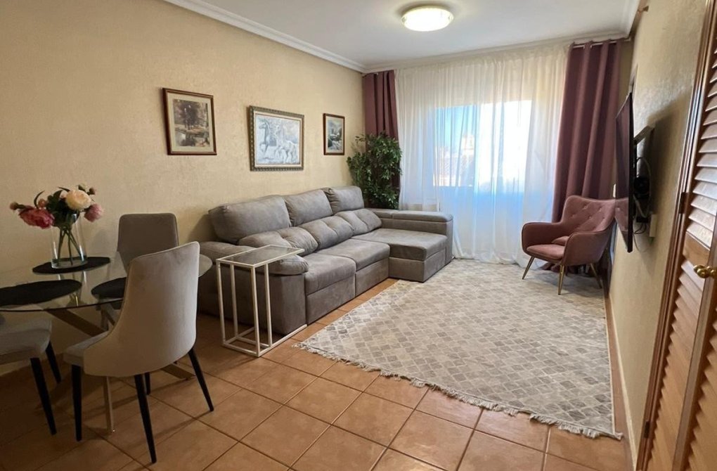 Вторичное жилье - Квартира - Torrevieja - Aguas Nuevas