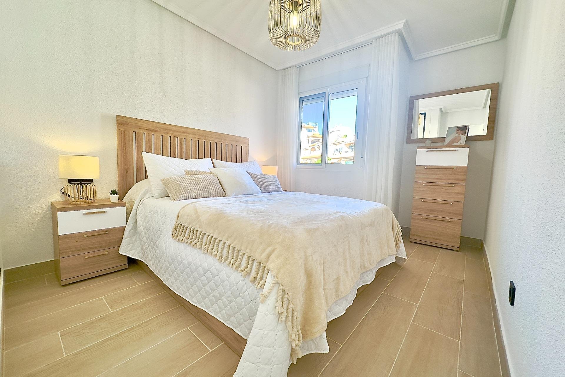 Вторичное жилье - Квартира - Torrevieja - Cabo cervera